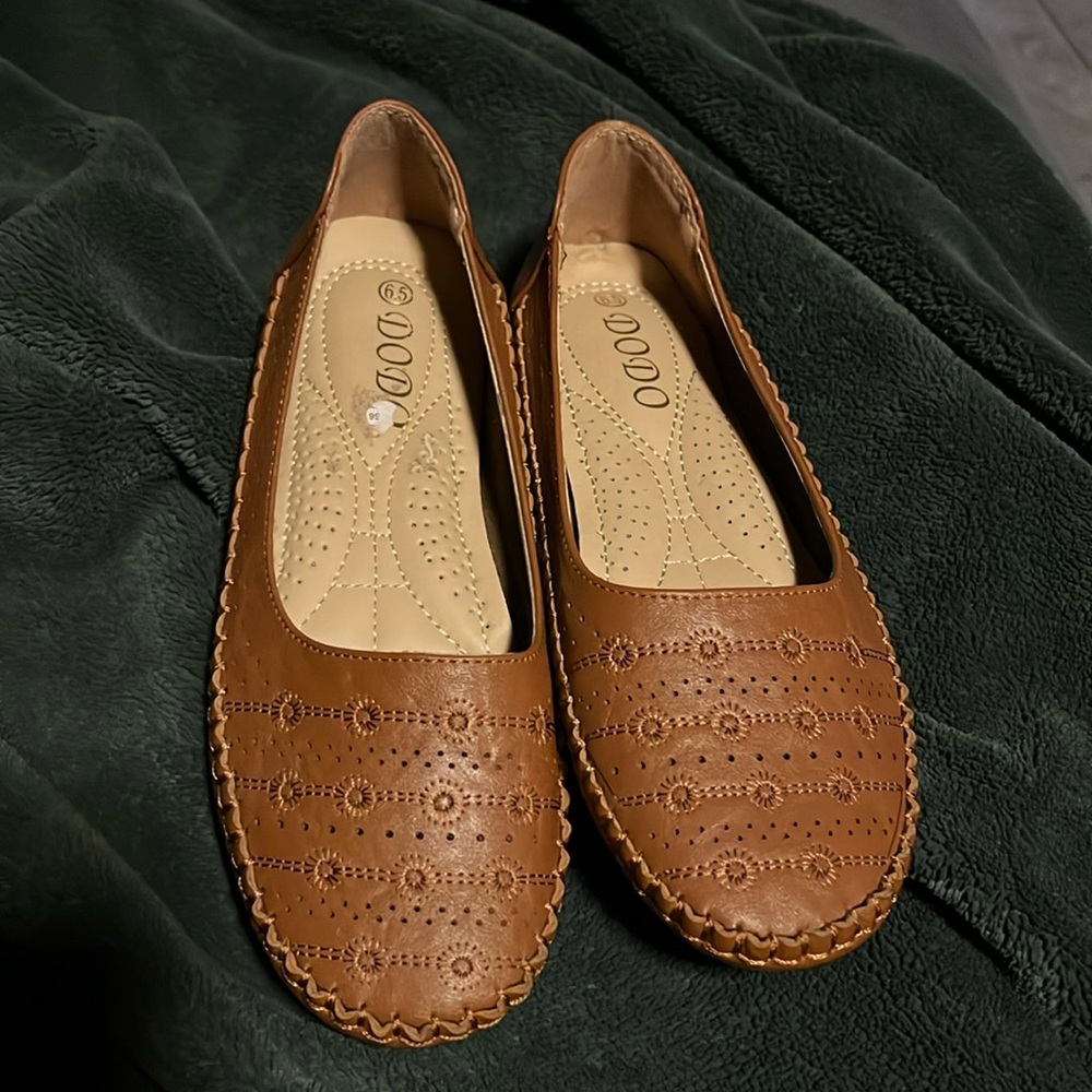 Brown flats